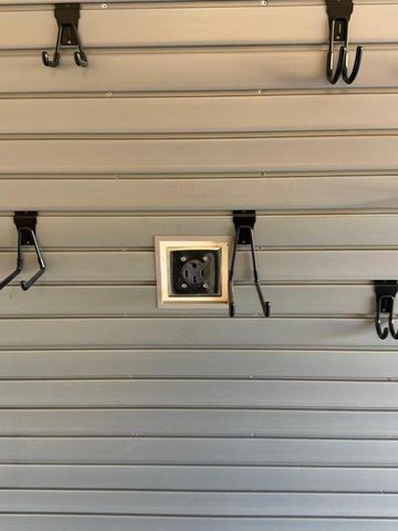 390 Riesling Avenue 21, Milpitas, CA 95035