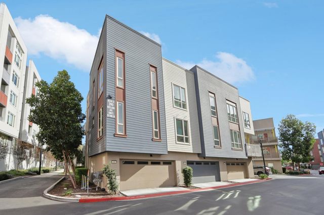 390 Riesling Avenue 21, Milpitas, CA 95035
