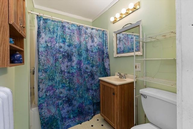 15 South Central Street, Haverhill, MA 01835