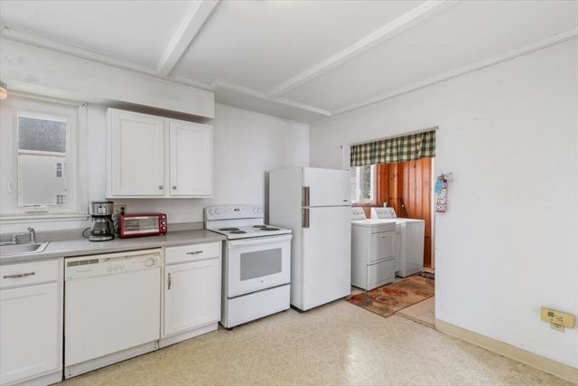 15 South Central Street, Haverhill, MA 01835