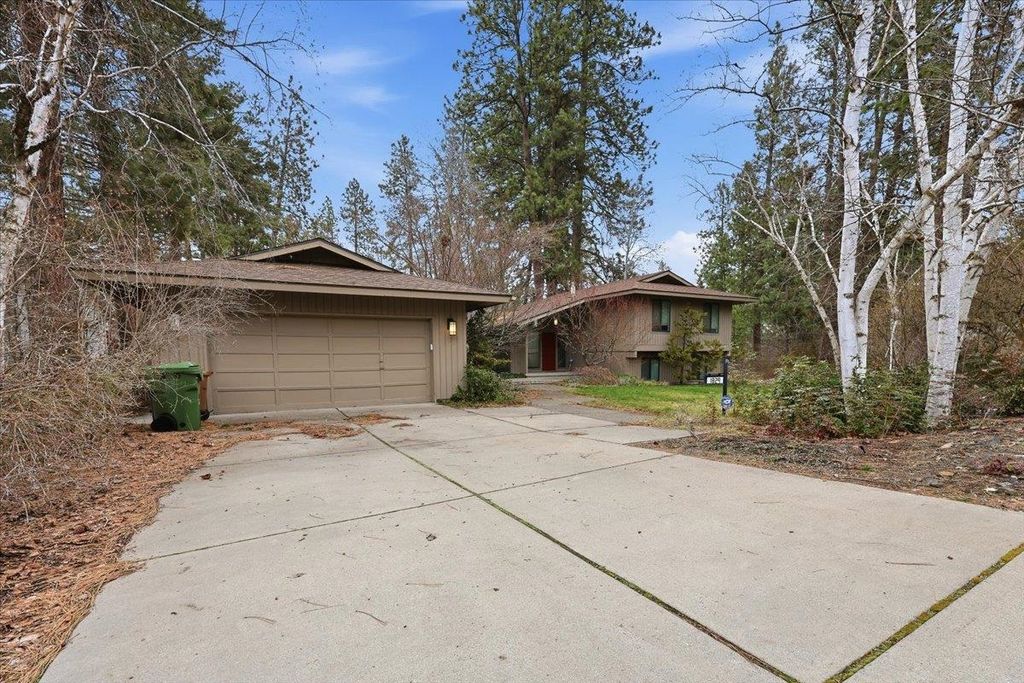 1829 E PINECREST Rd, Spokane, WA 99203