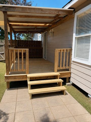 705 Collins Street, Dayton, TX 77535