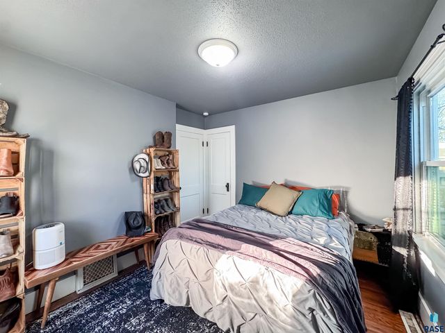 1320 W Sioux St Street, Sioux Falls, SD 57104