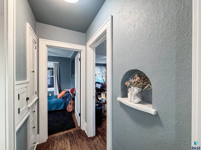 1320 W Sioux St Street, Sioux Falls, SD 57104