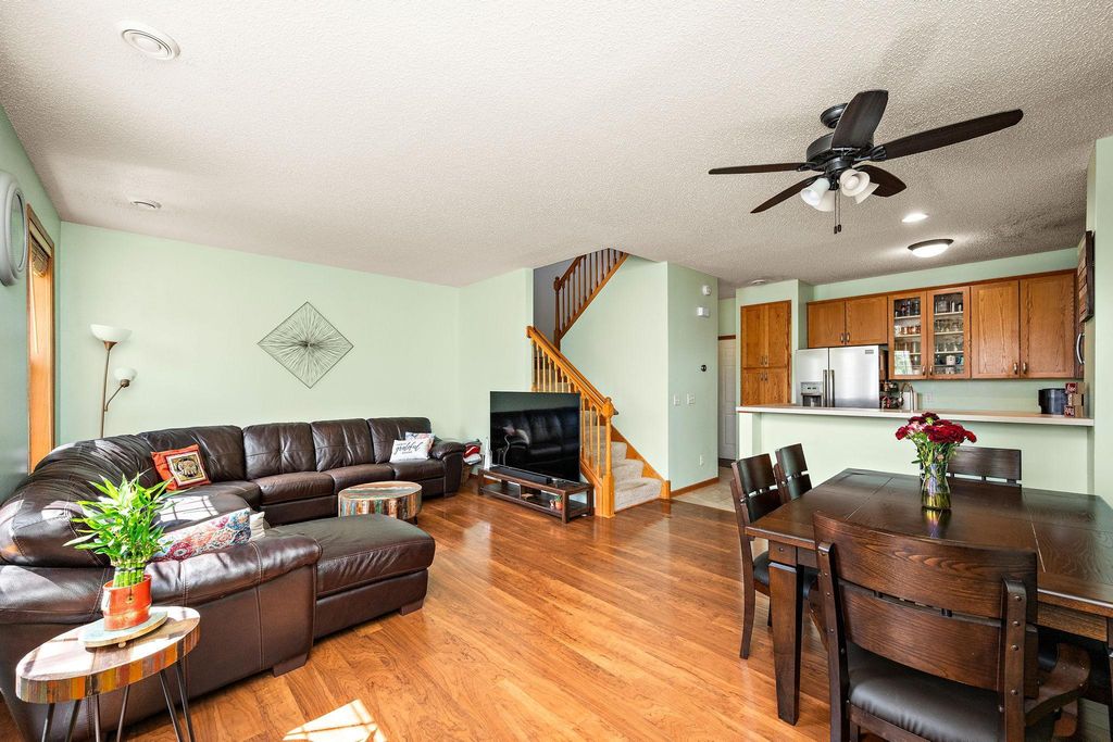 1072 Henslow Avenue N, Oakdale, MN 55128 — photo 4