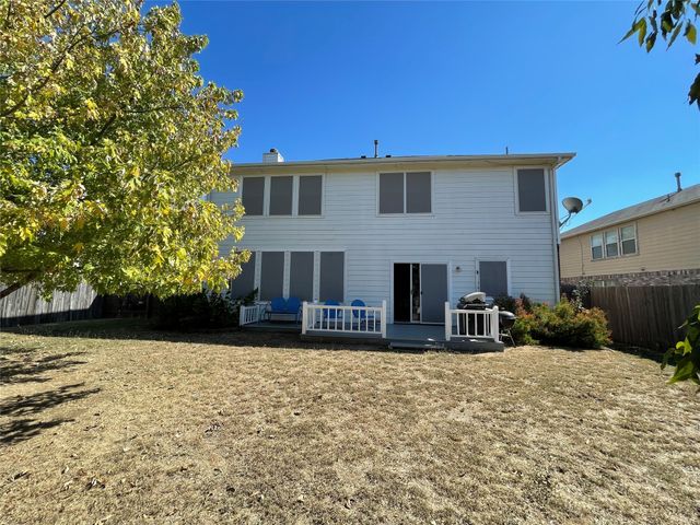 229 Heritage Drive, Crowley, TX 76036