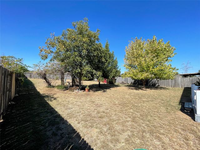 229 Heritage Drive, Crowley, TX 76036