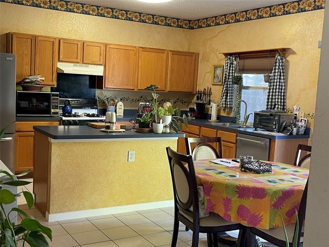229 Heritage Drive, Crowley, TX 76036