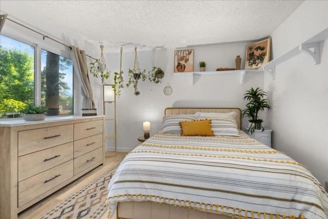 1941 Wellington Lane 1, Vista, CA 92081
