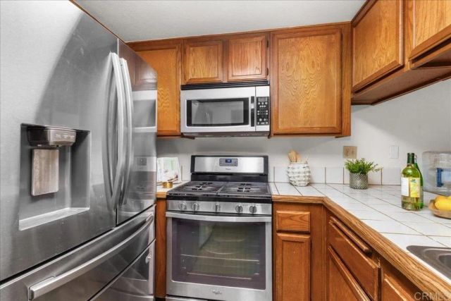 1941 Wellington Lane 1, Vista, CA 92081