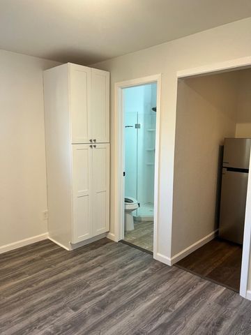 6707 Elam Road, Dallas, TX 75217