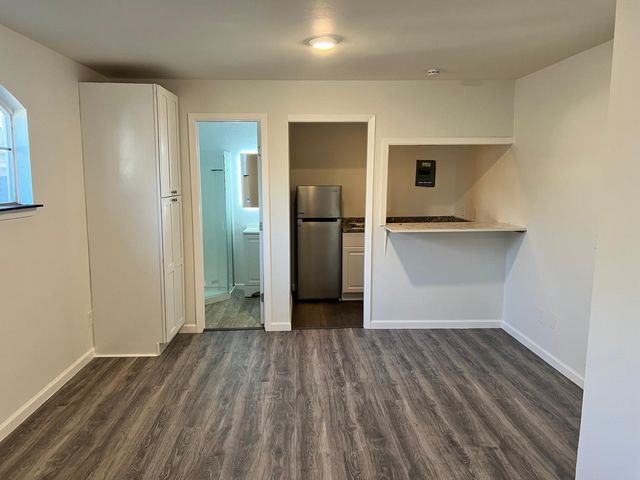 6707 Elam Road, Dallas, TX 75217