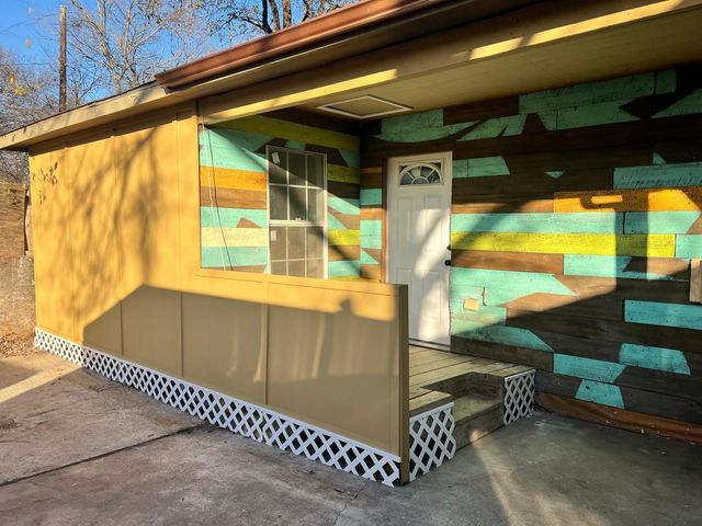 6707 Elam Road, Dallas, TX 75217