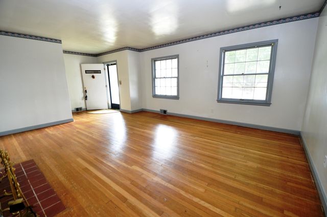 351 Bacon Court, Harrodsburg, KY 40330