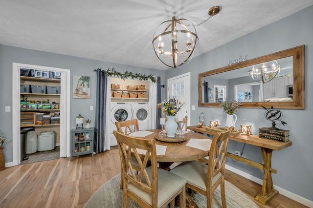 173 Ravenwood Cir, Dickson, TN 37055
