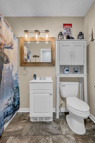 173 Ravenwood Cir, Dickson, TN 37055