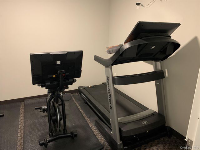 70A Ashburton Avenue 5B, Yonkers, NY 10701