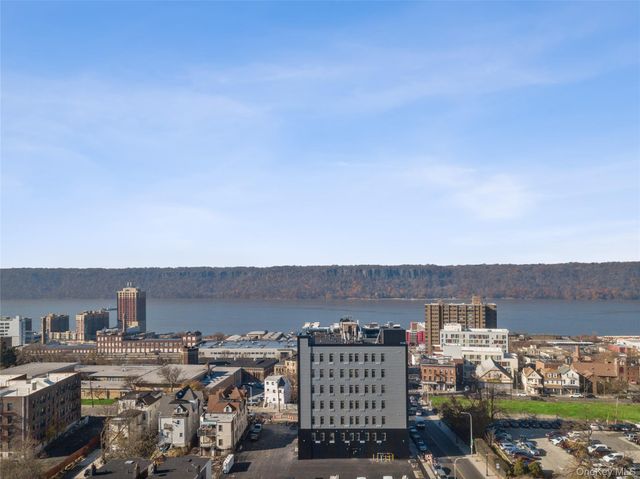 70A Ashburton Avenue 5B, Yonkers, NY 10701