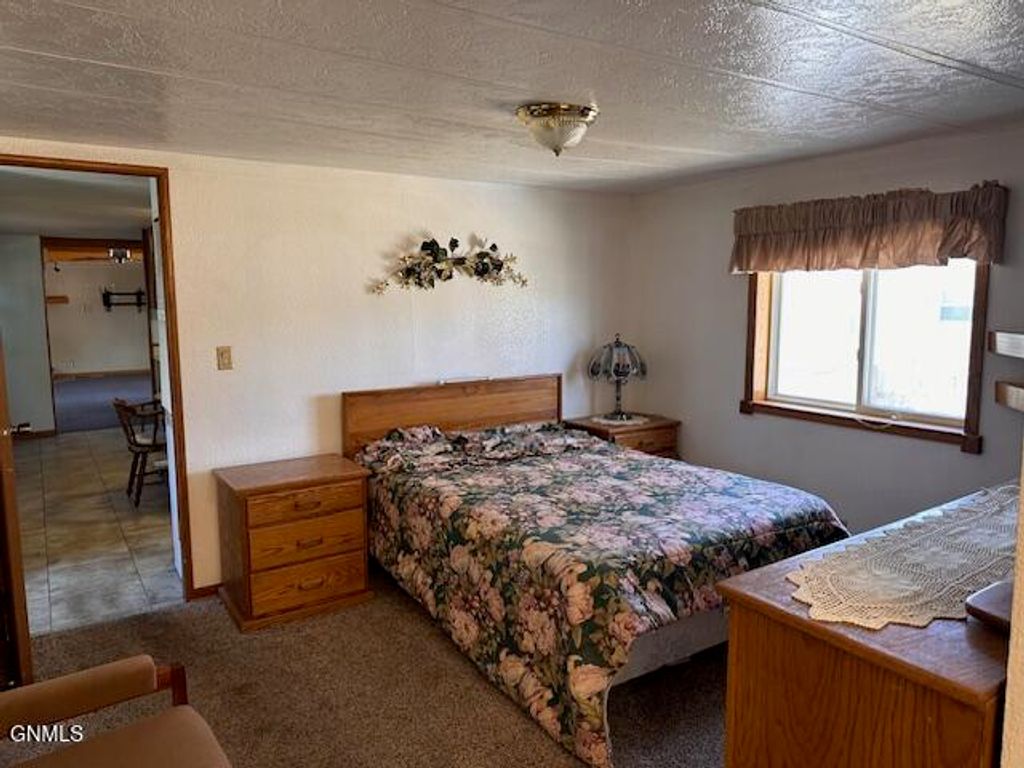 414 Bedford Boulevard, Bismarck, ND 58504 photo 11