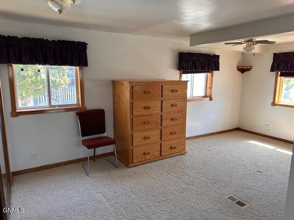 414 Bedford Boulevard, Bismarck, ND 58504 photo 12