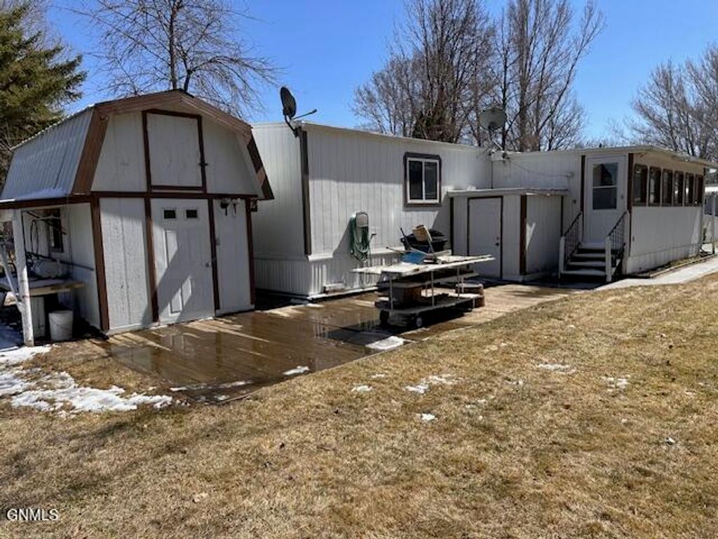 414 Bedford Boulevard, Bismarck, ND 58504 photo 19