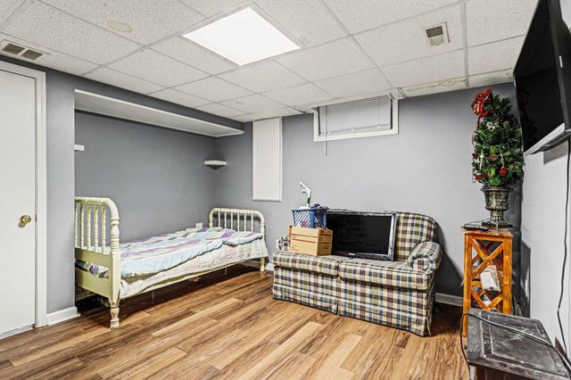 1412 Winton Avenue, Kalamazoo, MI 49001