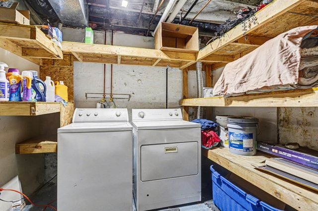 1412 Winton Avenue, Kalamazoo, MI 49001