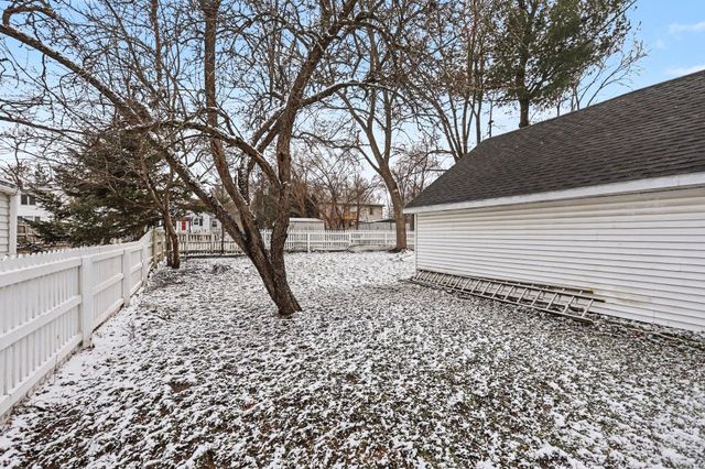 1412 Winton Avenue, Kalamazoo, MI 49001