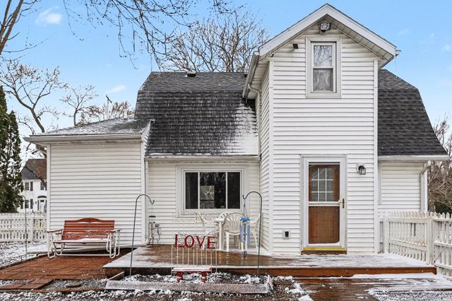 1412 Winton Avenue, Kalamazoo, MI 49001