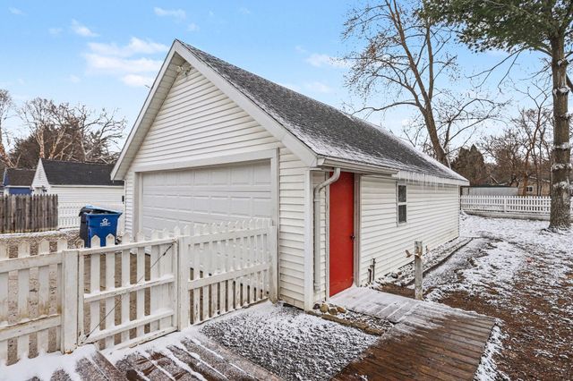 1412 Winton Avenue, Kalamazoo, MI 49001