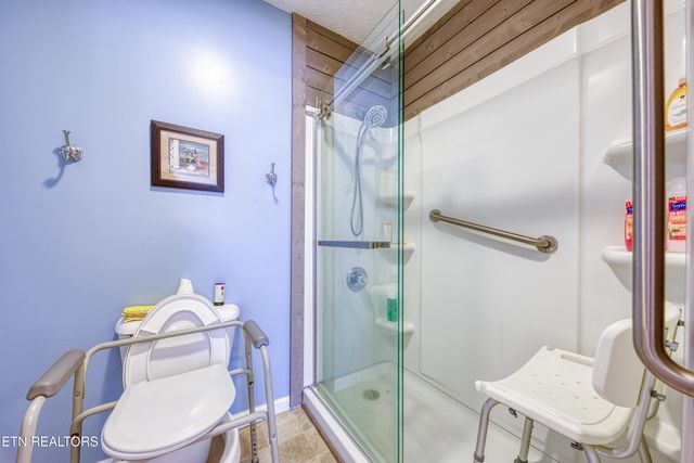 2711 Ashton Lane, Sevierville, TN 37876