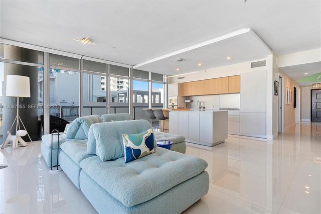 3737 Collins Avenue S-804, Miami Beach, FL 33140