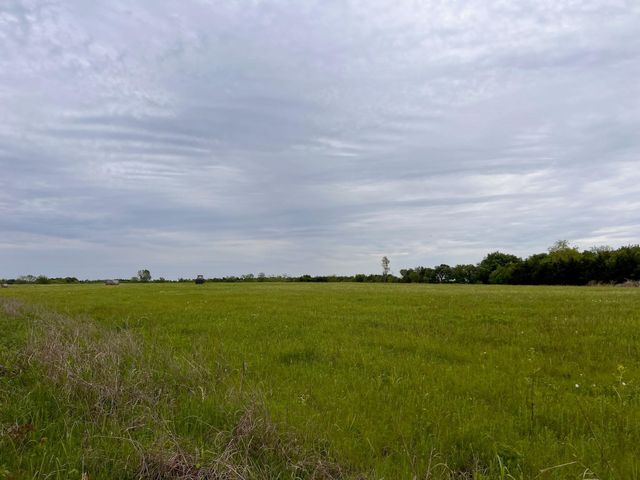 24200 County Road, Roxton, TX 75477