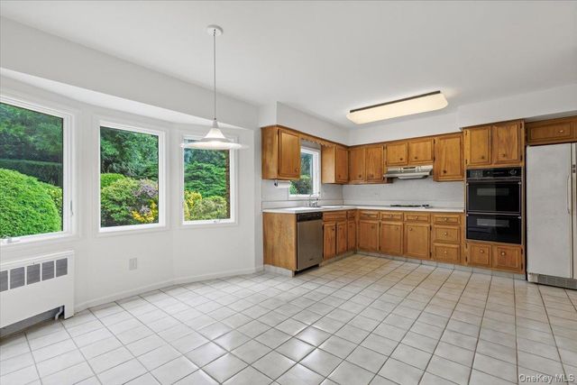 35 Pinehurst Drive, Purchase, NY 10577