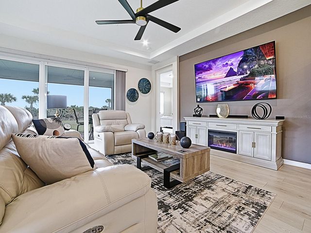 1599 BELLAGIO LOOP, Tavares, FL 32778