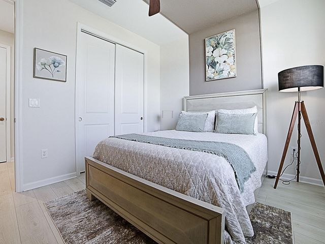 1599 BELLAGIO LOOP, Tavares, FL 32778