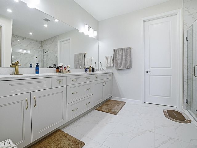 1599 BELLAGIO LOOP, Tavares, FL 32778