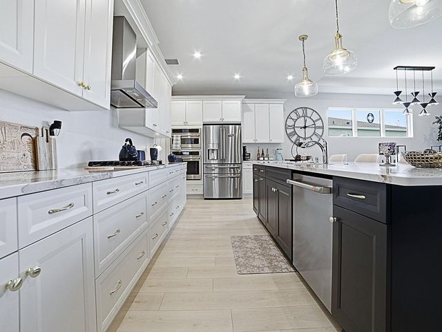 1599 BELLAGIO LOOP, Tavares, FL 32778