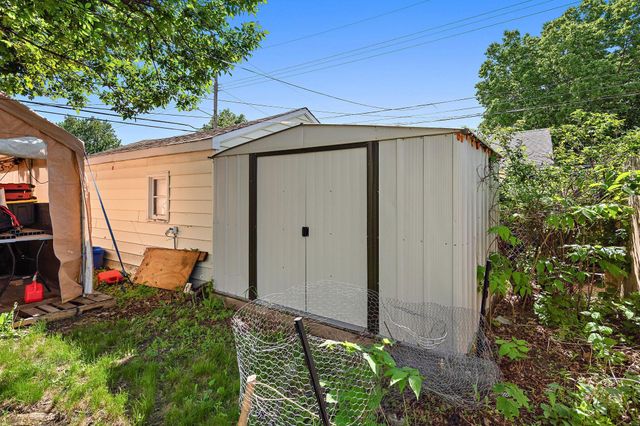 5201 Camden Avenue N, Minneapolis, MN 55430