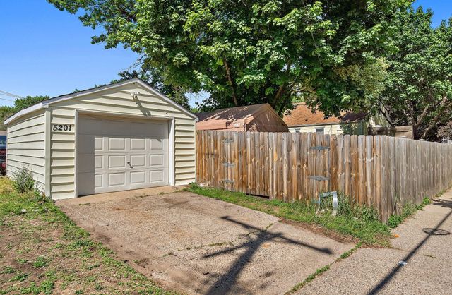 5201 Camden Avenue N, Minneapolis, MN 55430