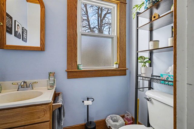 64 Latta Street, Battle Creek, MI 49017