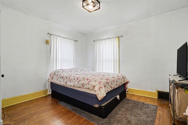 64 Latta Street, Battle Creek, MI 49017