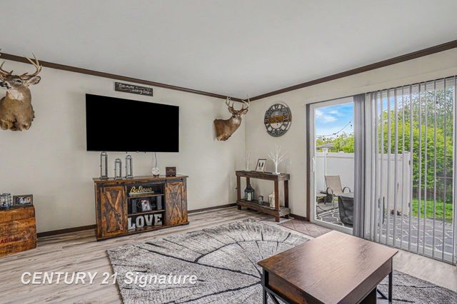 309 Cherryview Drive Drive, Midland, MI 48640