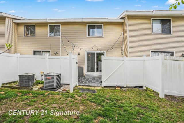 309 Cherryview Drive Drive, Midland, MI 48640