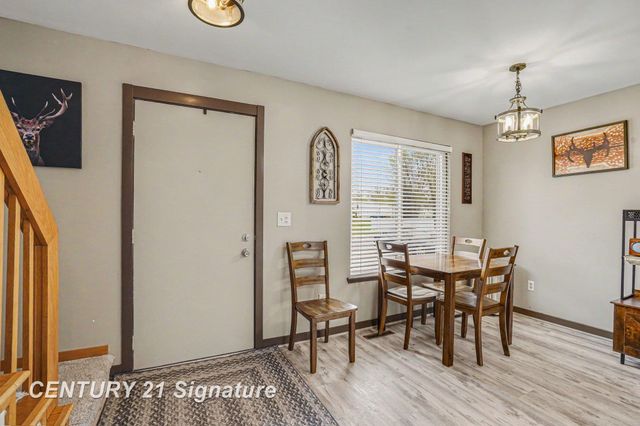 309 Cherryview Drive Drive, Midland, MI 48640