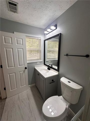 2025 Austin Park Circle, Decatur, GA 30032