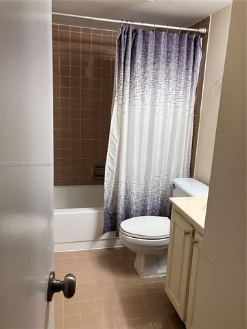 1226 S Military Trl 2213, Deerfield Beach, FL 33442