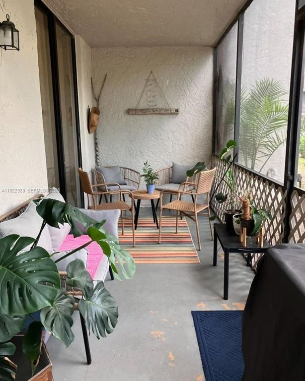 1226 S Military Trl 2213, Deerfield Beach, FL 33442