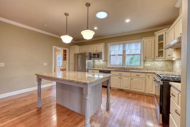 2900 Gribble Edwards Road, Hayesville, NC 28904