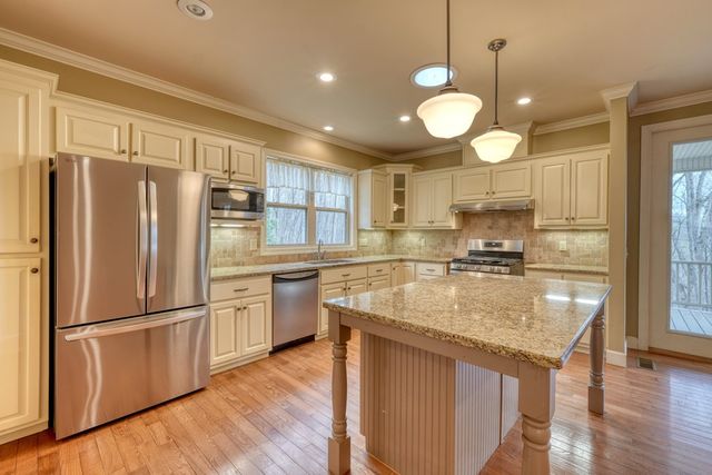 2900 Gribble Edwards Road, Hayesville, NC 28904
